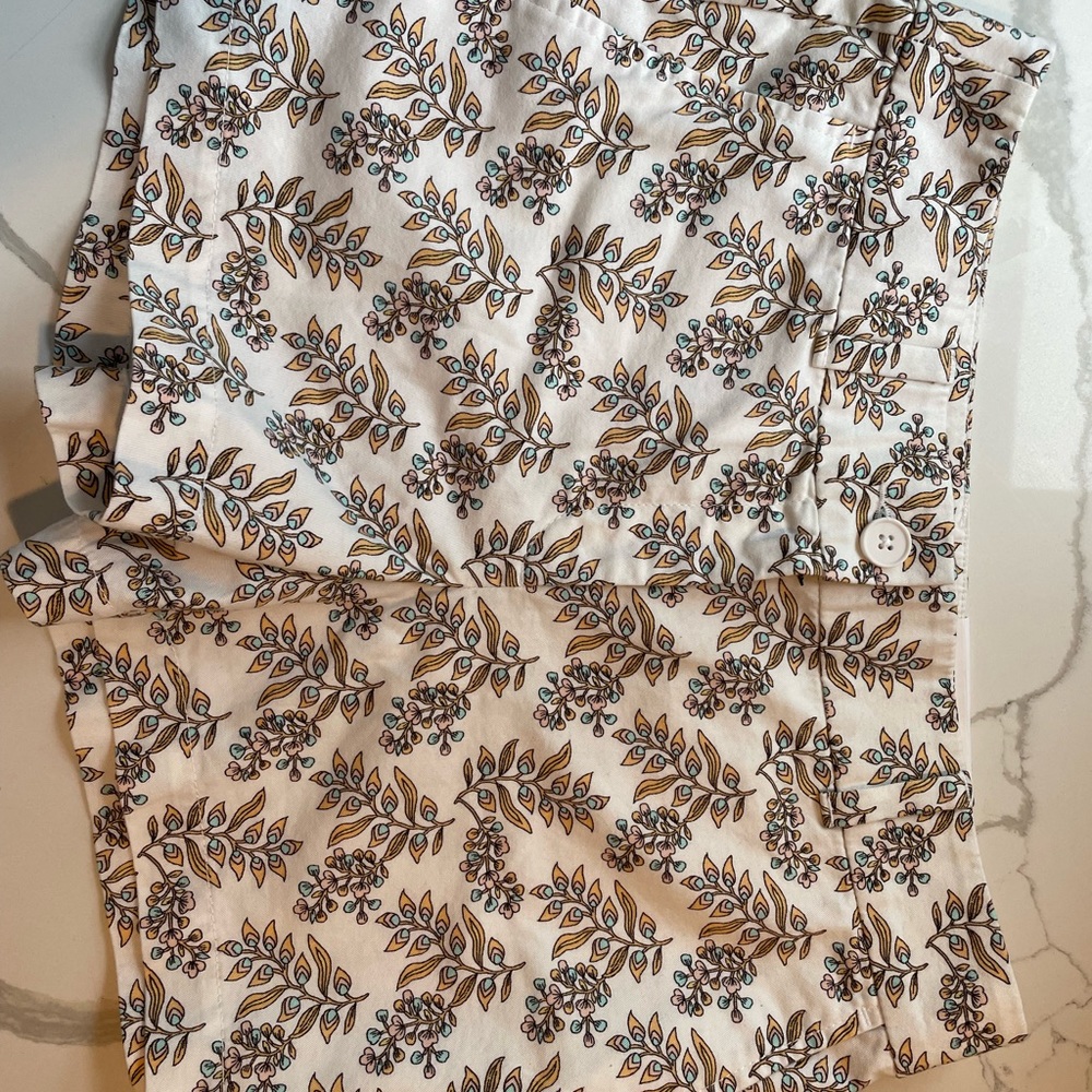 The loft shorts sz 4